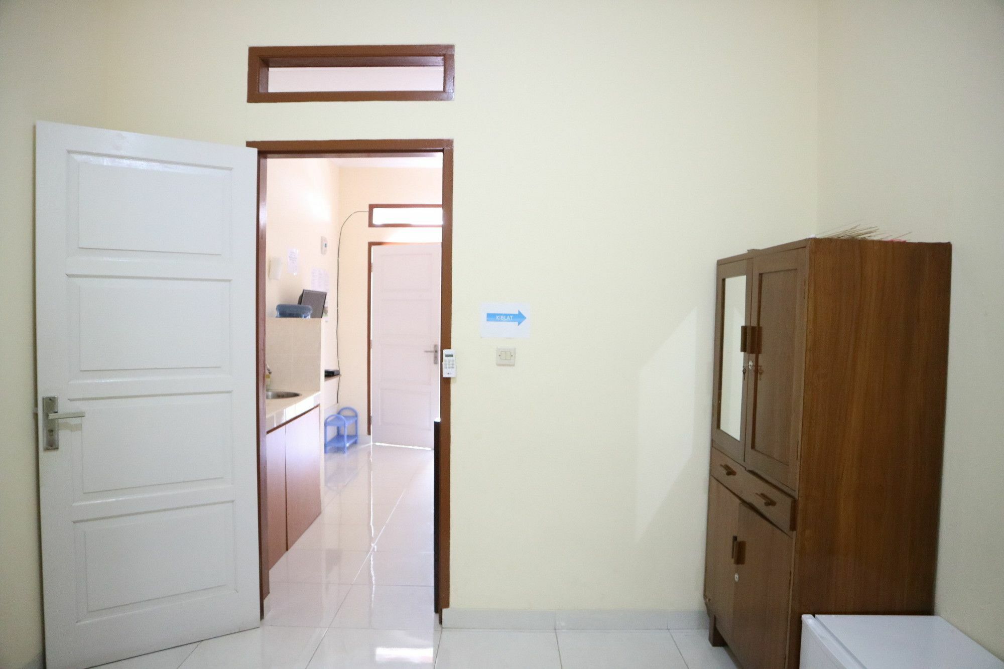 Zenrra House Hotell Bandung Exteriör bild